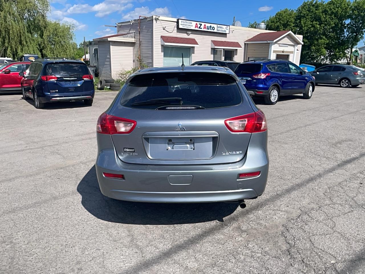 2014 Mitsubishi Lancer SE Photo4