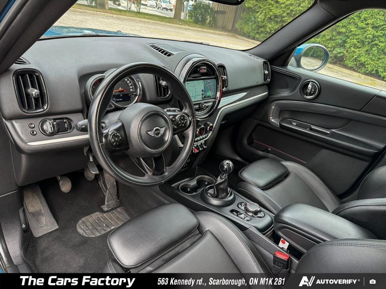 2018 MINI Countryman S ALL4 6MT Apple CarPlay / Camera Loaded! Photo
