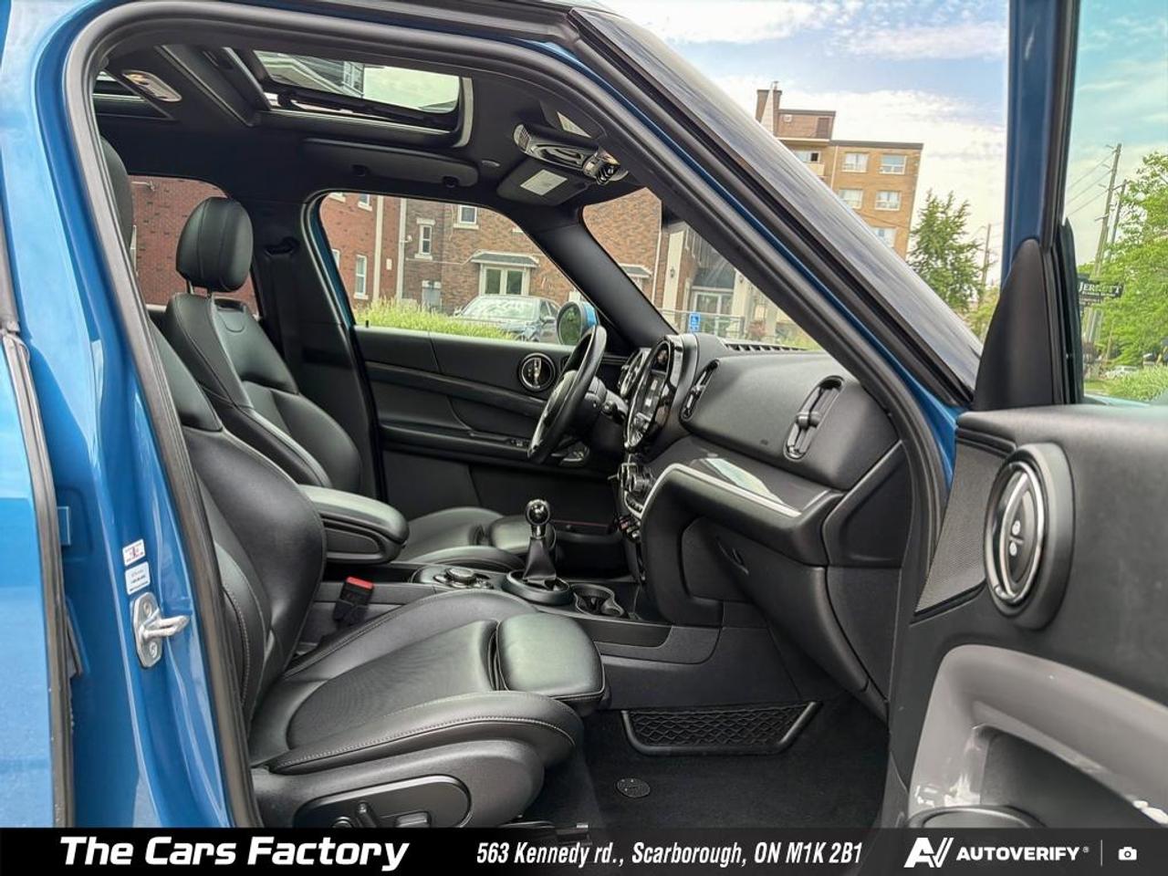 2018 MINI Countryman S ALL4 6MT Apple CarPlay / Camera Loaded! Photo
