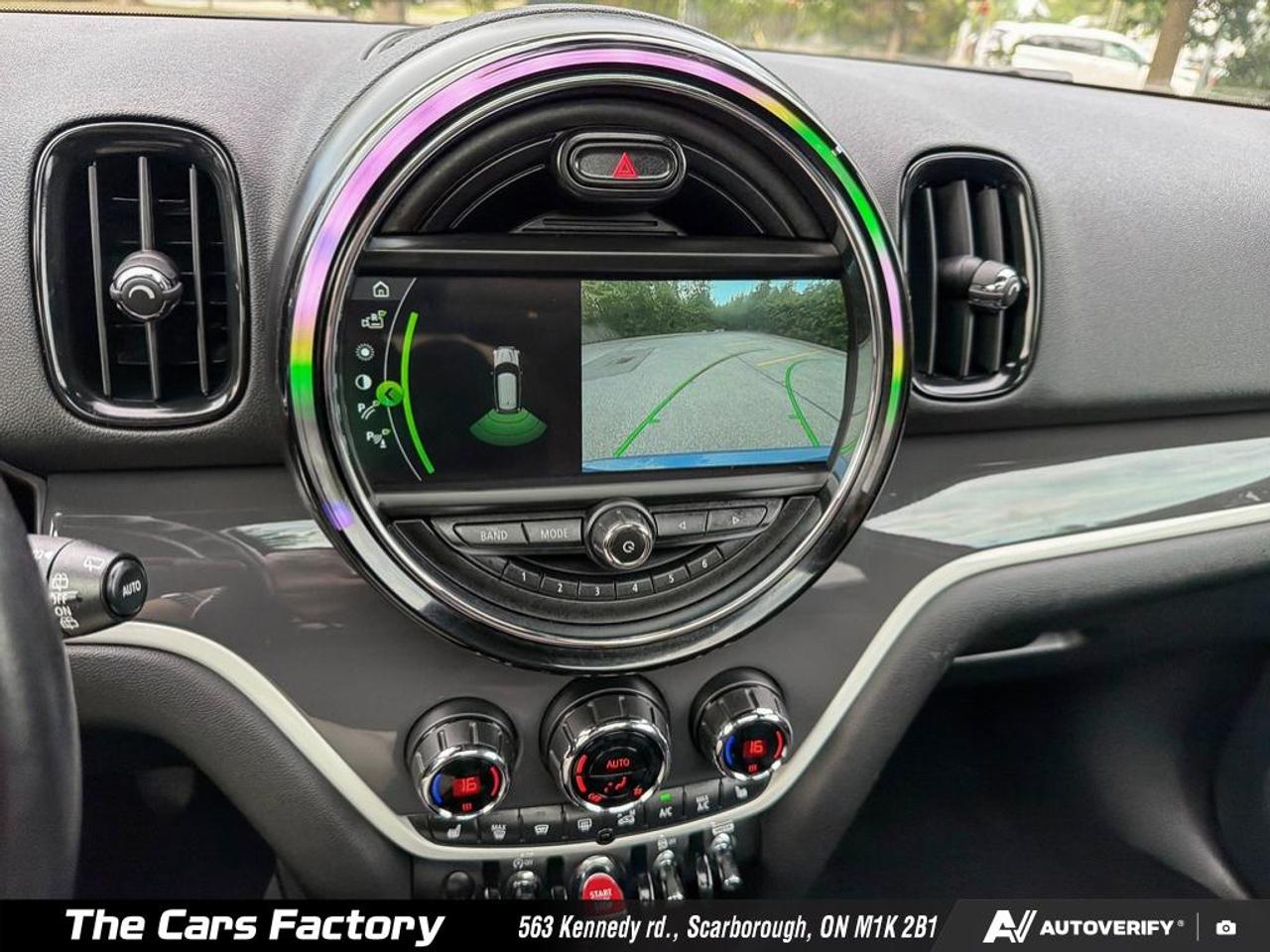 2018 MINI Countryman S ALL4 6MT Apple CarPlay / Camera Loaded! Photo