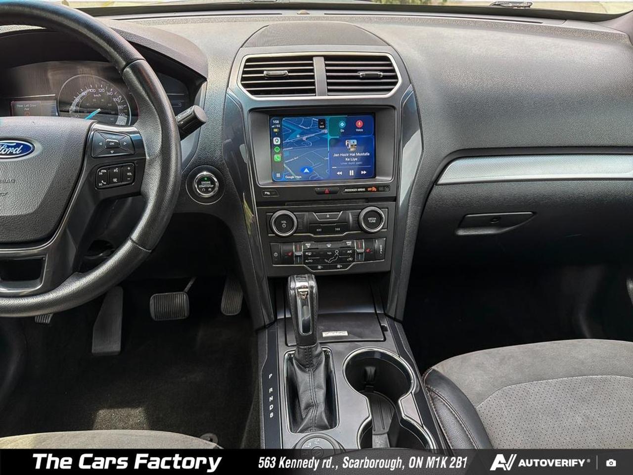 2017 Ford Explorer 4WD XLT Apple CarPlay 7-Passenger No Accident! Photo