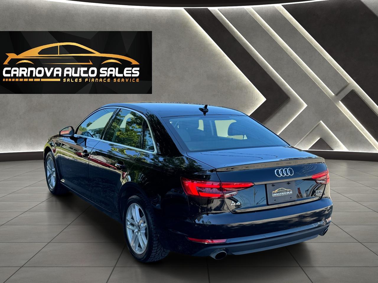 2017 Audi A4 Komfort Quattro TFSI+CLEAN CARFAX Photo