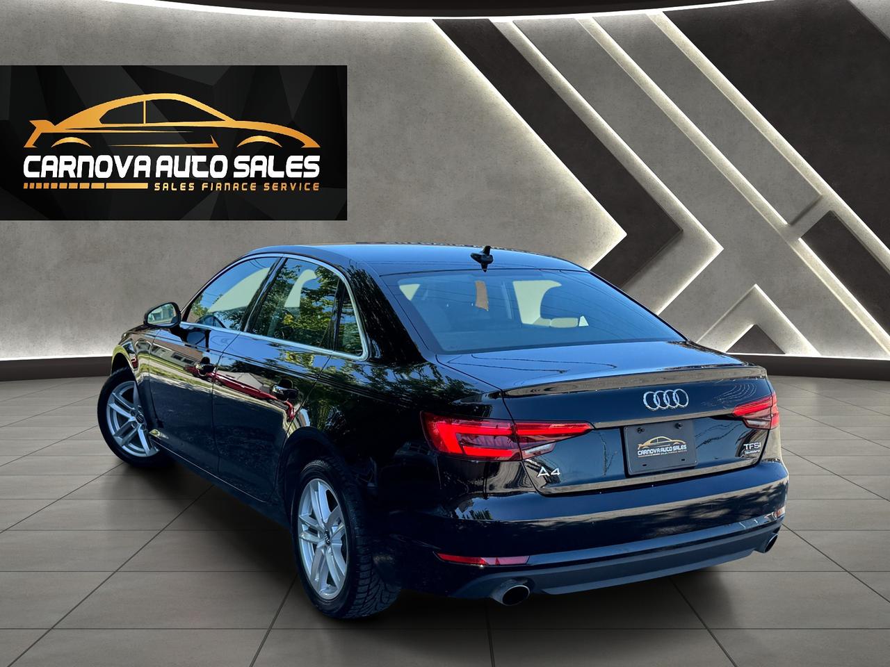 2017 Audi A4 Komfort Quattro TFSI+CLEAN CARFAX Photo