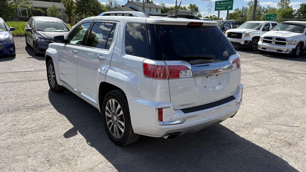2017 GMC Terrain Denali Photo