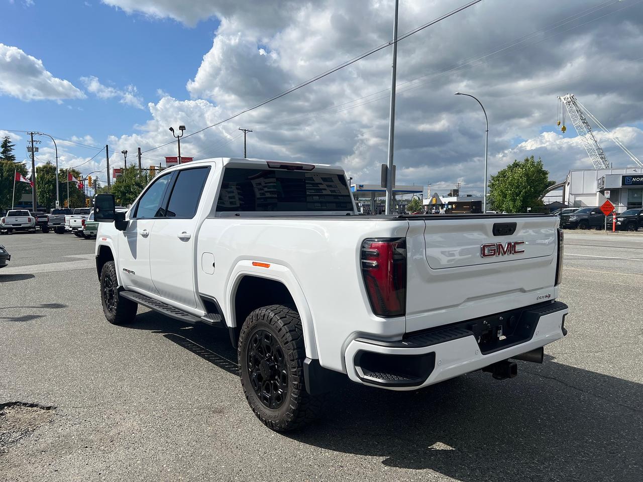 2024 GMC Sierra 3500 AT4 Photo26