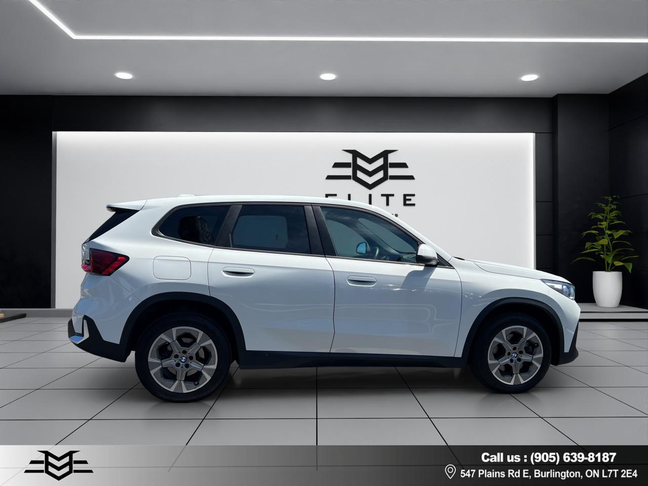 2024 BMW X1 XDRIVE28i AWD - NAVI - LEATHER - MOONROOF !!! Photo