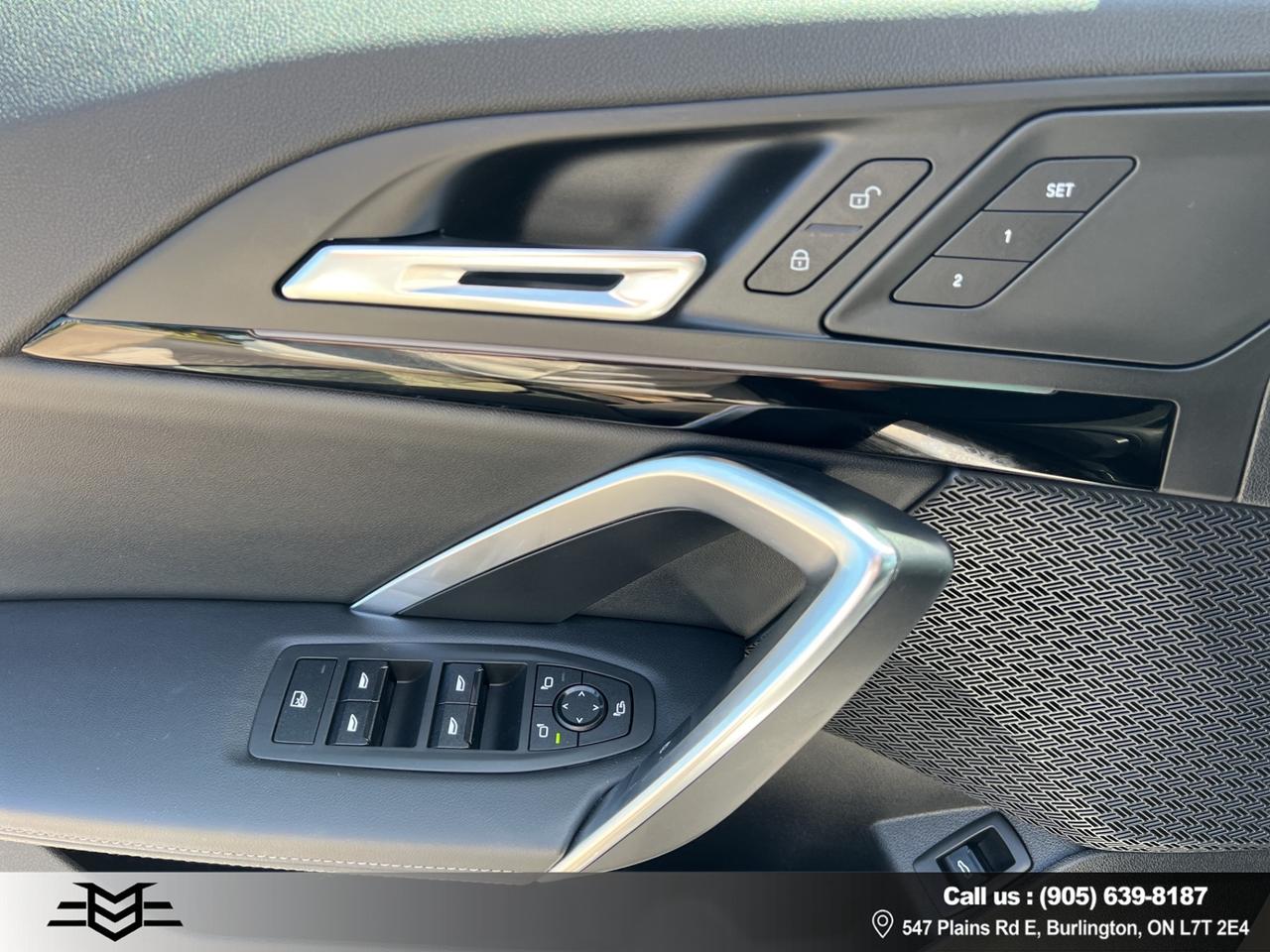 2024 BMW X1 XDRIVE28i AWD - NAVI - LEATHER - MOONROOF !!! Photo