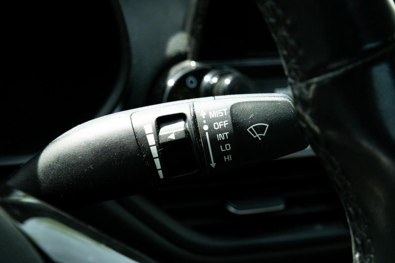 2023 Kia Forte EX IVT Photo