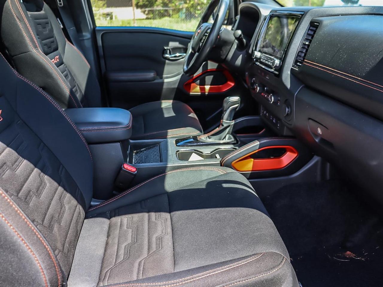 2023 Nissan Frontier Crew Cab PRO-4X Standard Bed 4x4 Photo