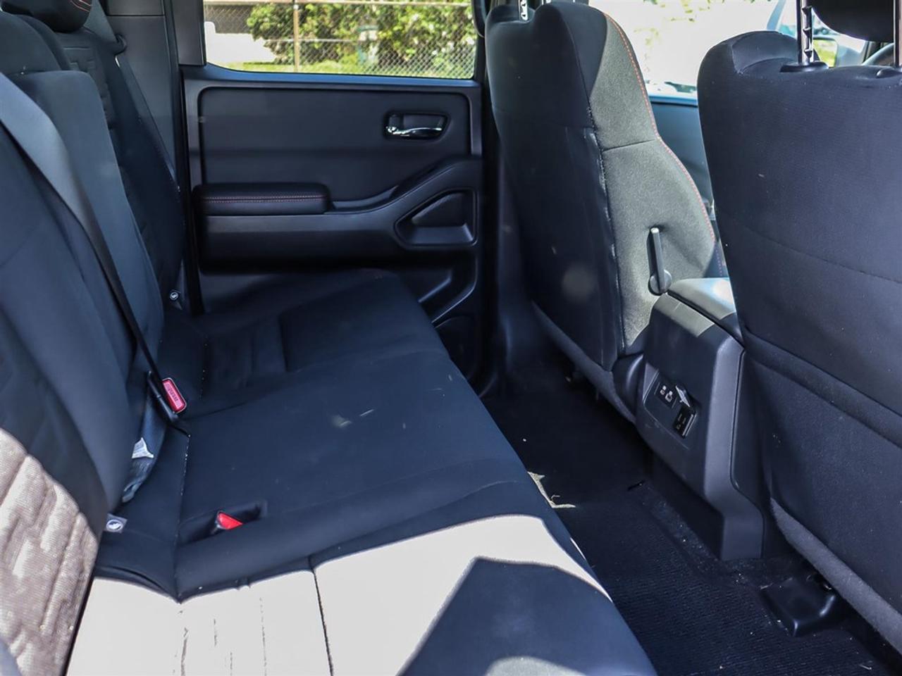 2023 Nissan Frontier Crew Cab PRO-4X Standard Bed 4x4 Photo