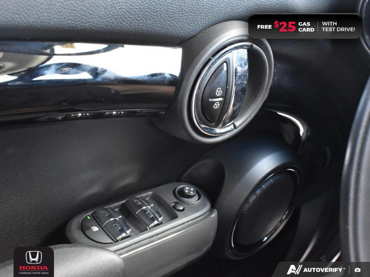 2021 MINI 5 Door Cooper S Photo