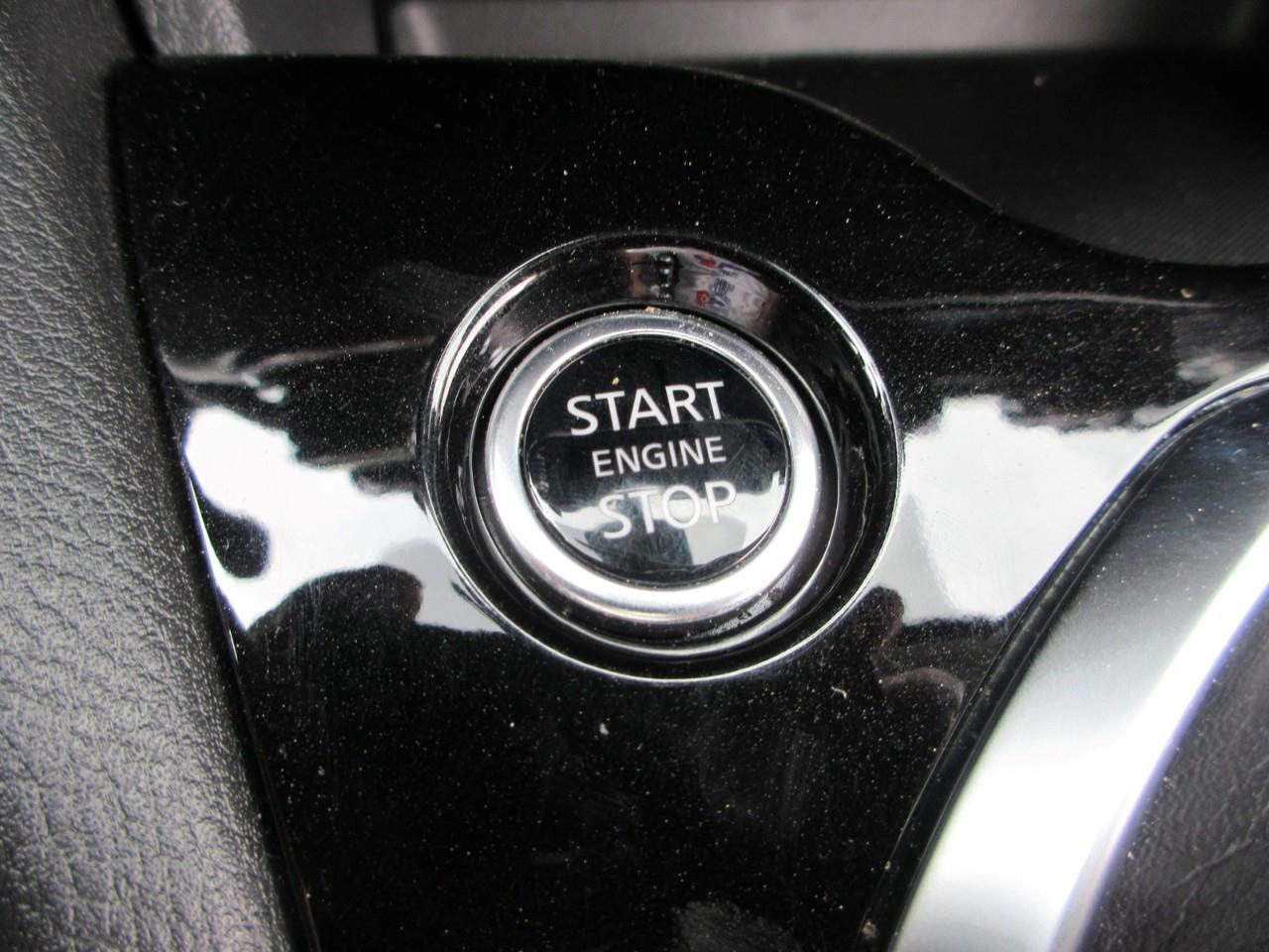 2024 Nissan Sentra SR Photo