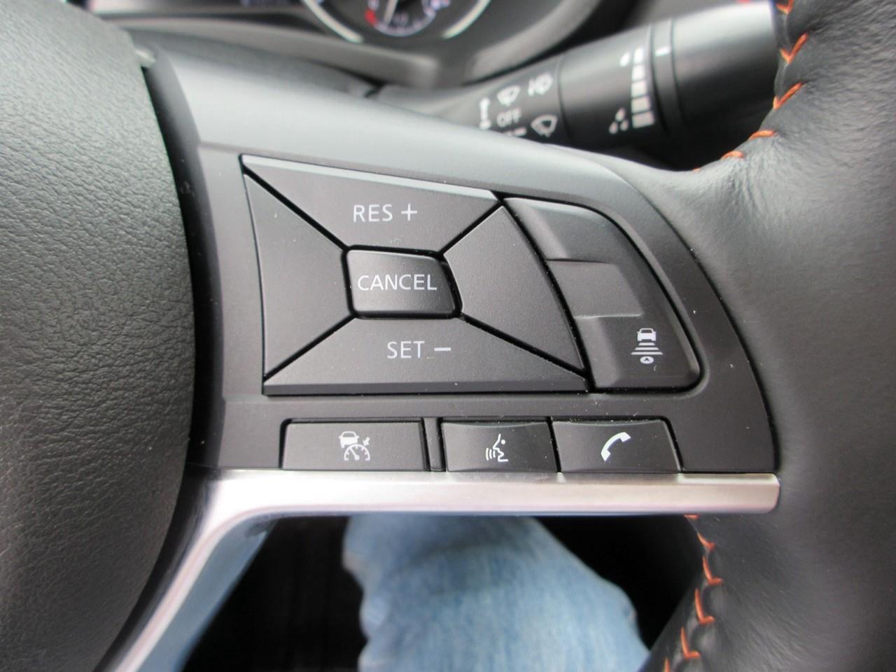 2024 Nissan Sentra SR Photo