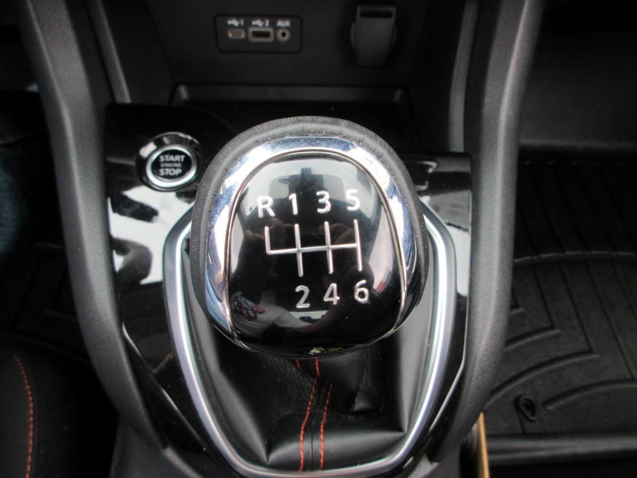2024 Nissan Sentra SR Photo