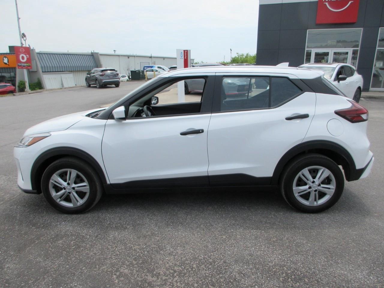 2024 Nissan Kicks S Photo