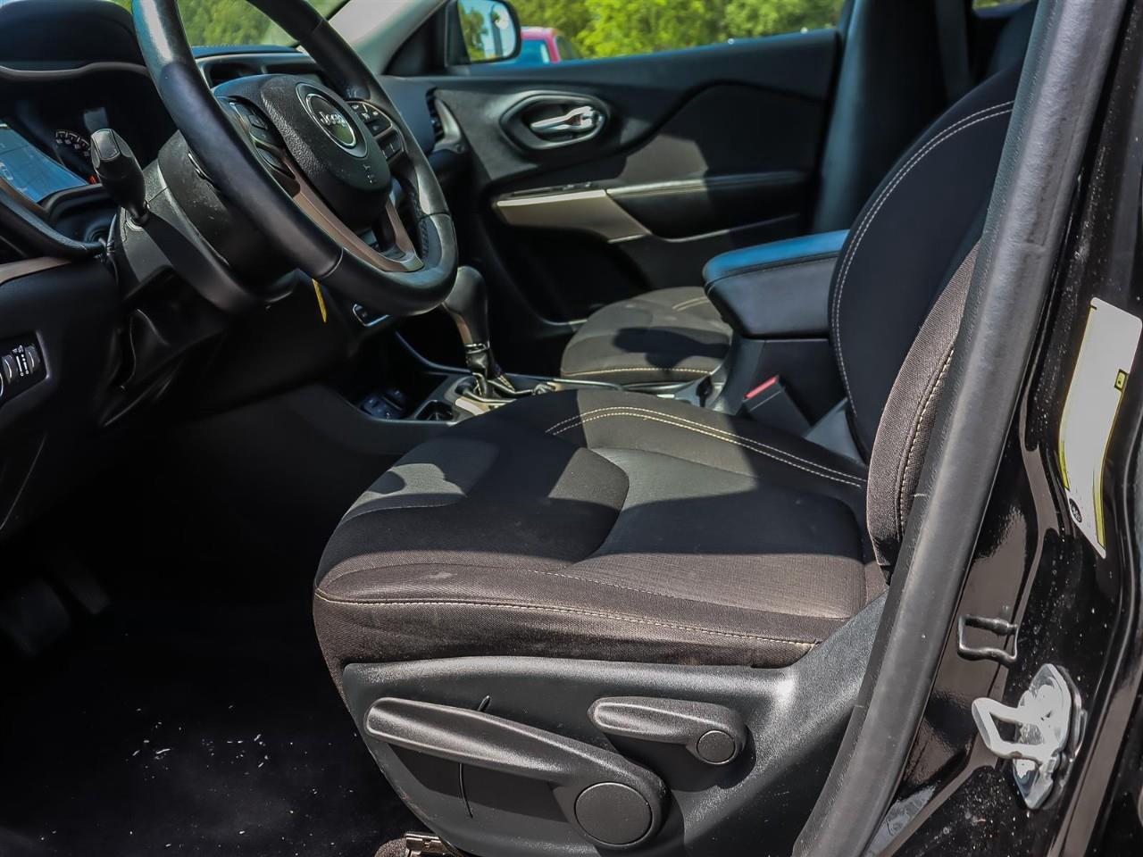 2017 Jeep Cherokee North Photo