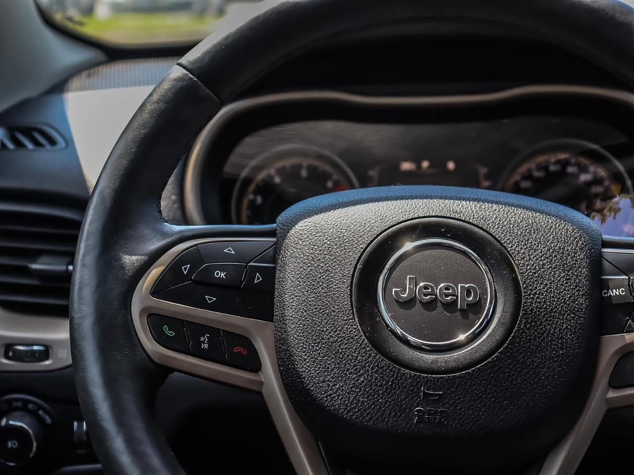 2017 Jeep Cherokee North Photo