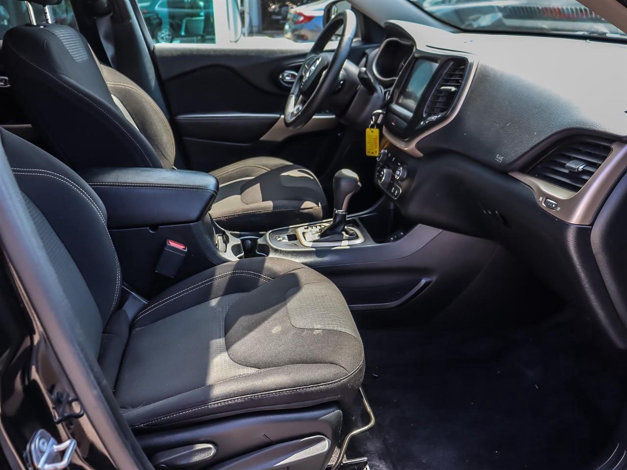 2017 Jeep Cherokee North Photo