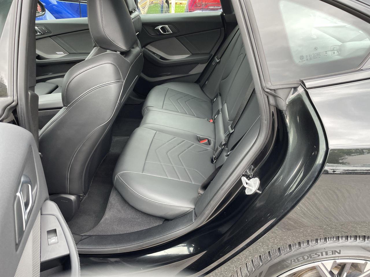 2025 BMW 228 Gran Coupe xDrive PANO. ROOF, NAVI, HARMON KARDON SOUND, LANE Photo