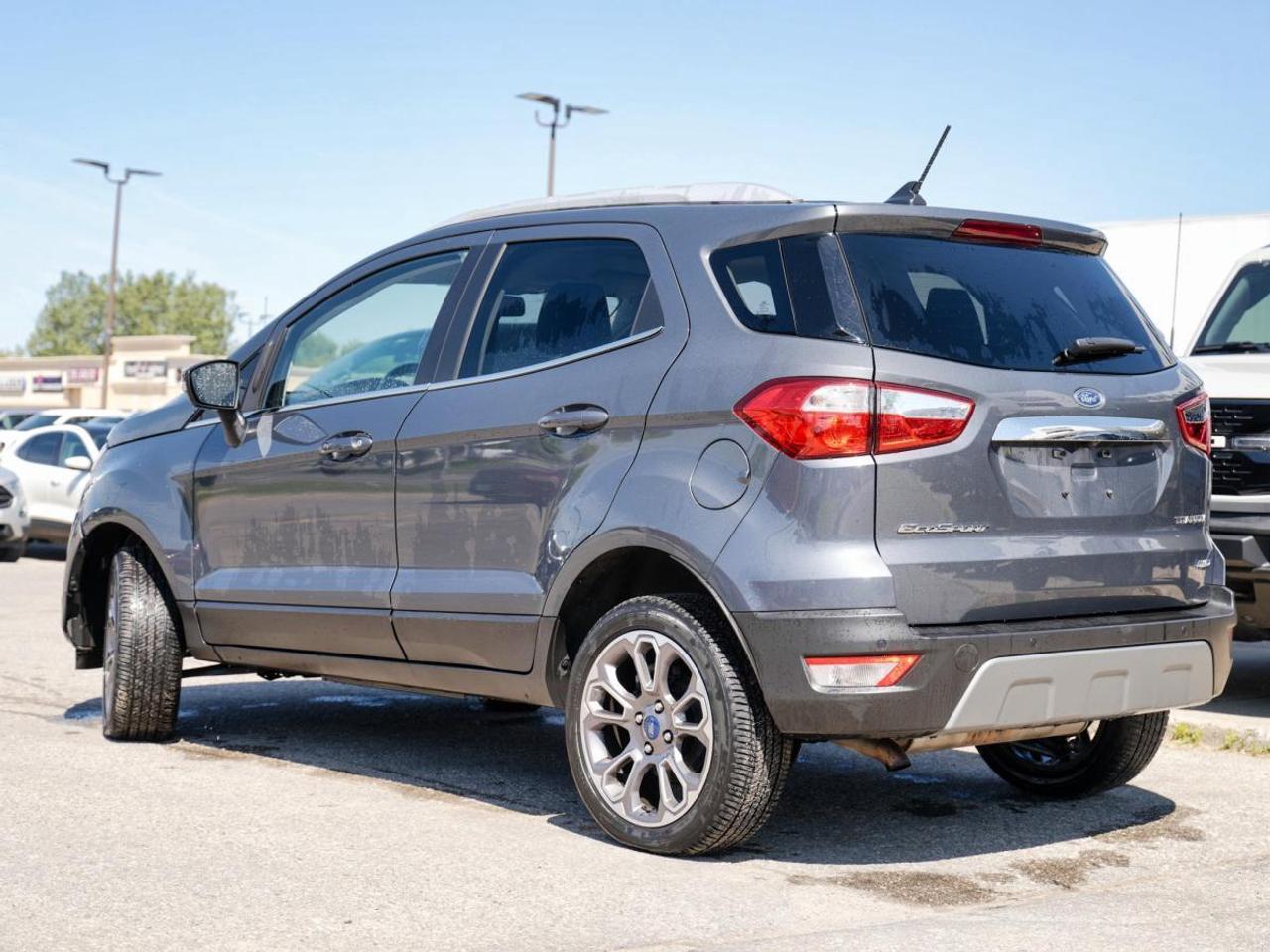 2022 Ford EcoSport Titanium 4WD | LEATHER | SUN ROOF | LOW KM Photo