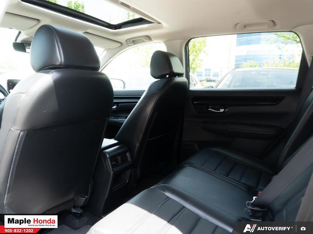 2023 Honda CR-V Leather Seats| Wireless Charging| Blind Spot Senso Photo