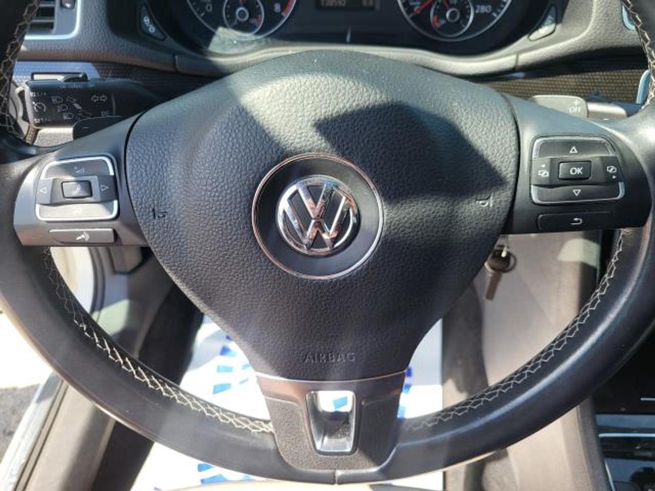 2015 Volkswagen Passat COMFORTLINE Photo