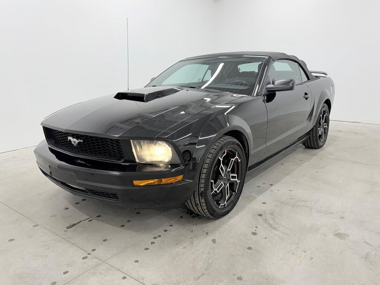 2005 Ford Mustang  Photo0
