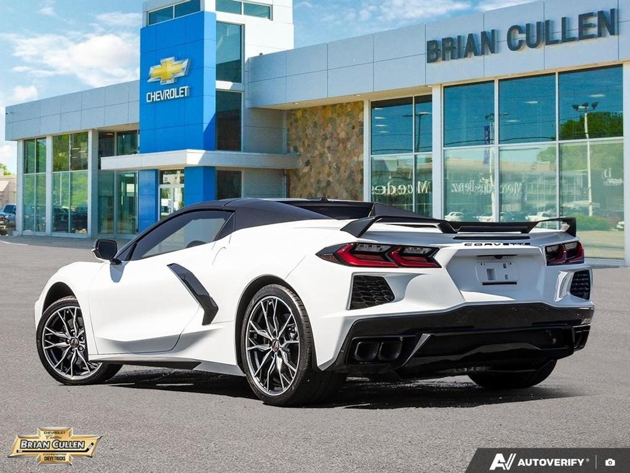 2023 Chevrolet Corvette 2LT Stingray Convertible 2LT Photo3