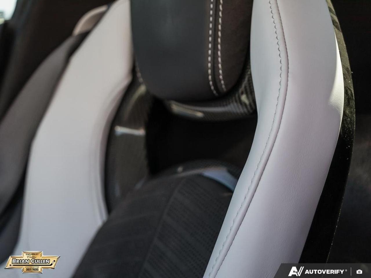 2023 Chevrolet Corvette 2LT Stingray Convertible 2LT Photo