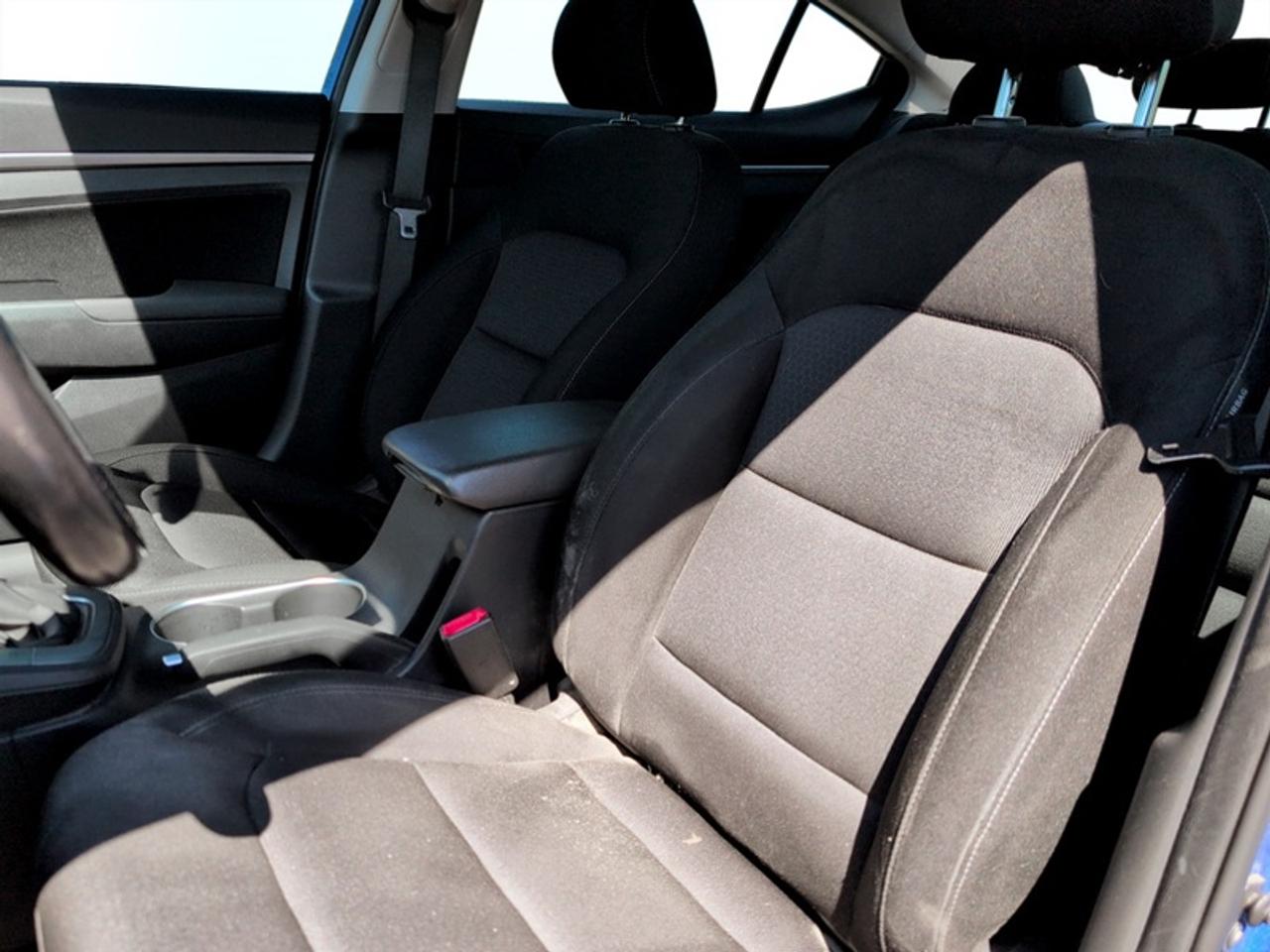 2018 Hyundai Elantra GL  **ONE OWNER** Photo