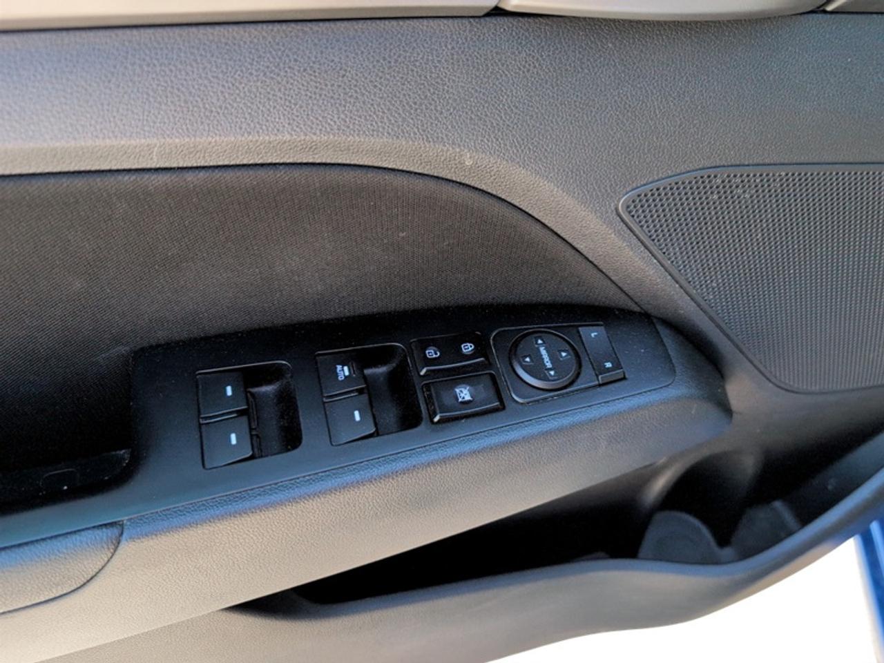 2018 Hyundai Elantra GL  **ONE OWNER** Photo
