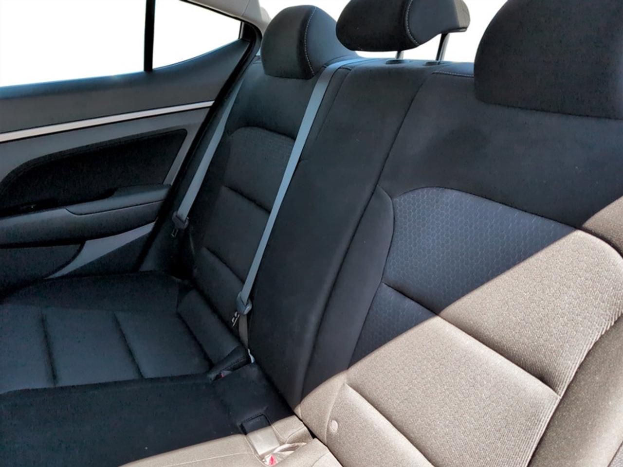 2018 Hyundai Elantra GL  **ONE OWNER** Photo