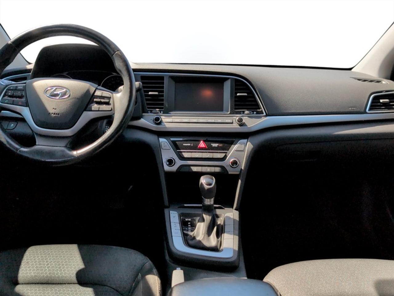 2018 Hyundai Elantra GL  **ONE OWNER** Photo