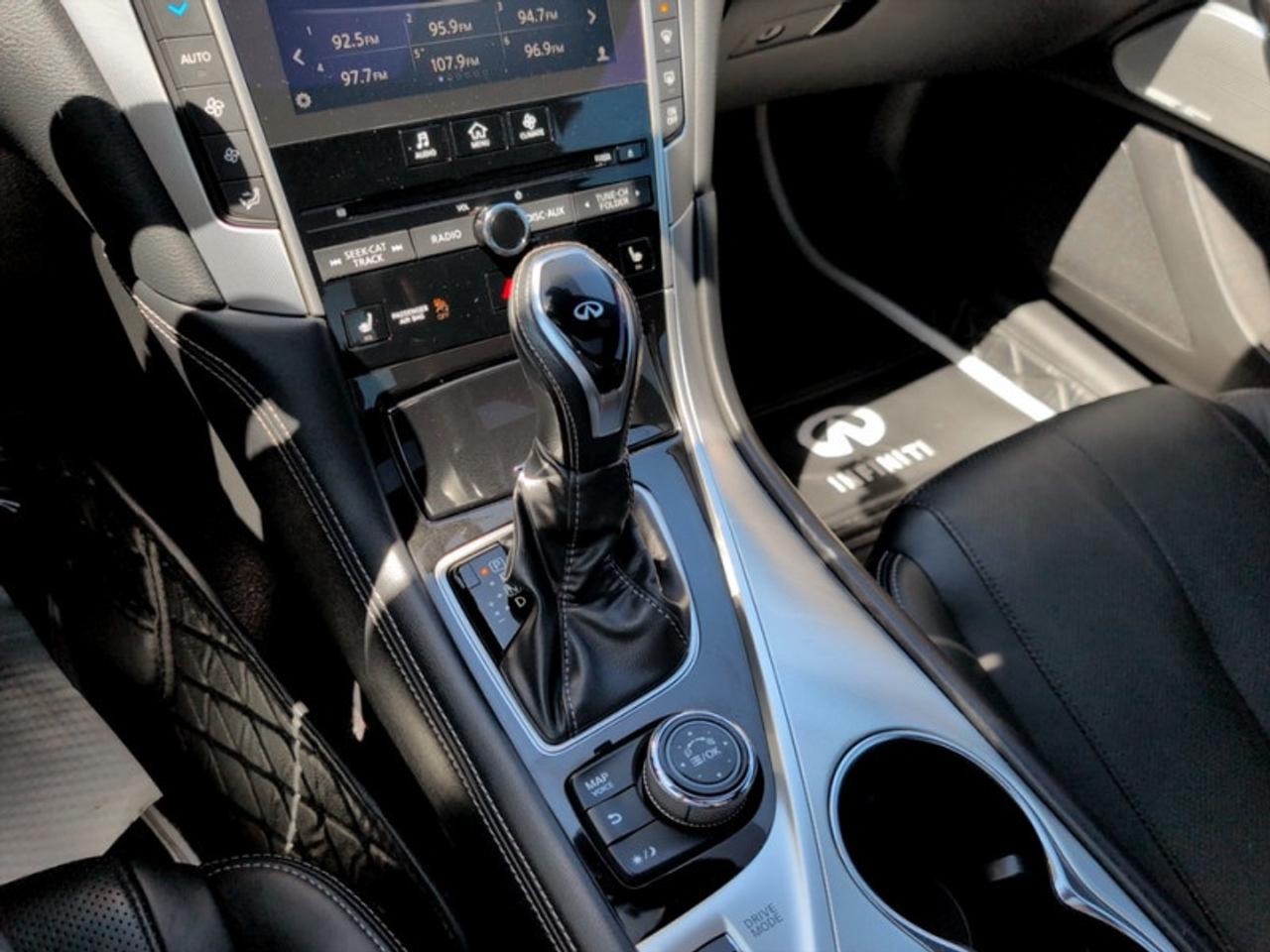 2017 Infiniti Q60 3.0T Premium Photo