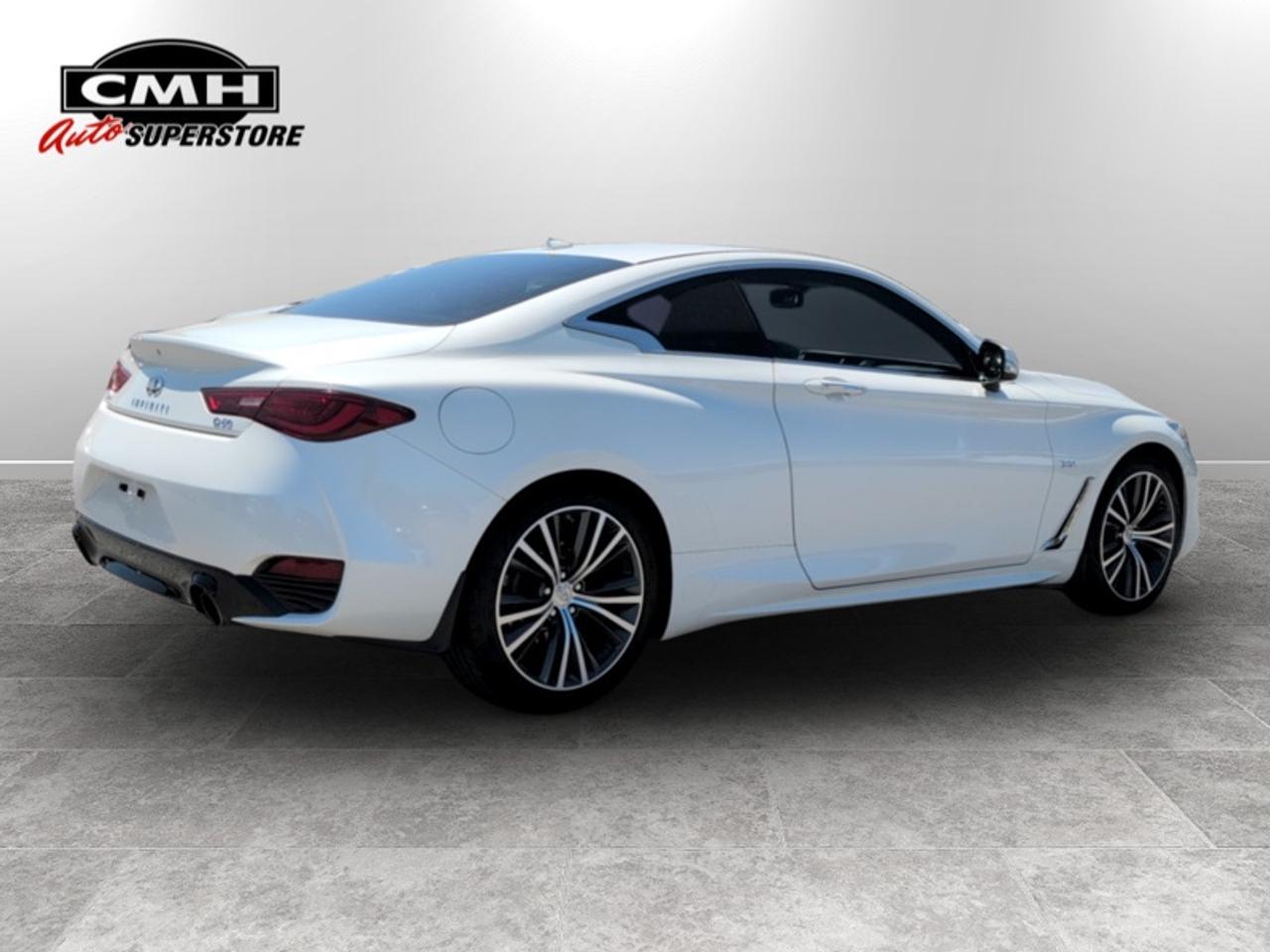 2017 Infiniti Q60 3.0T Premium Photo