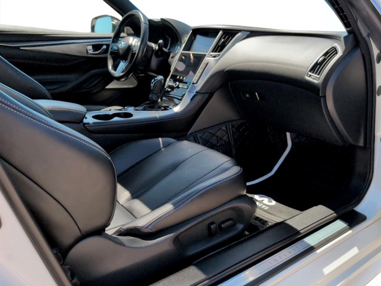 2017 Infiniti Q60 3.0T Premium Photo