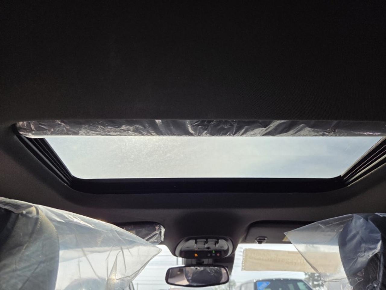 2026 Buick Envista Avenir  - Moonroof -  Leather Seats Photo