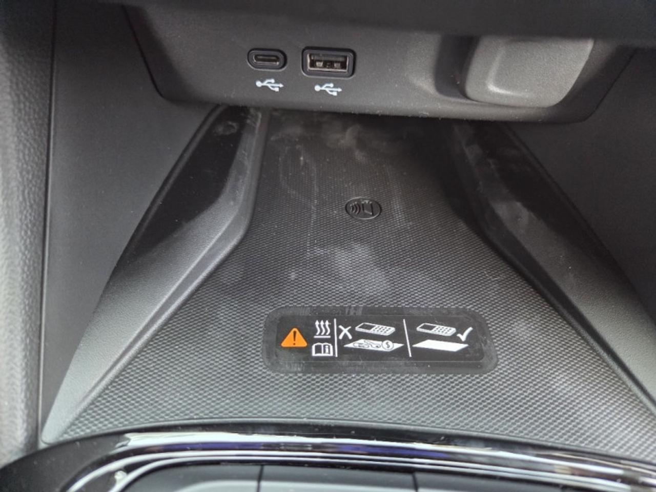 2026 Buick Envista Avenir  - Moonroof -  Leather Seats Photo