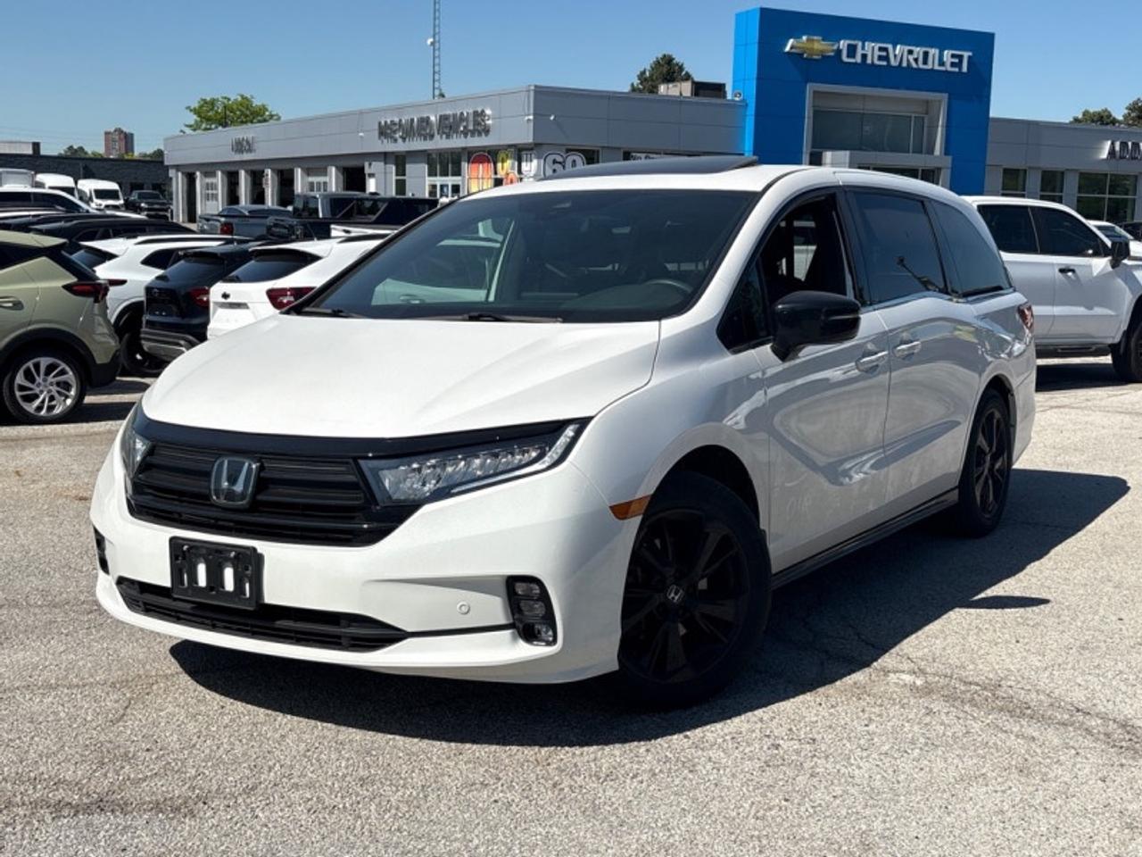 2024 Honda Odyssey Black Edition  SUNROOF|DVD| Photo0