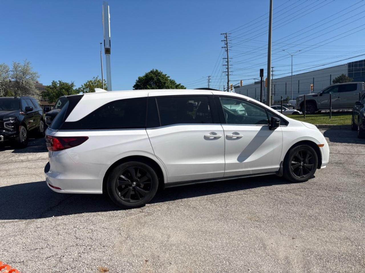 2024 Honda Odyssey Black Edition  SUNROOF|DVD| Photo