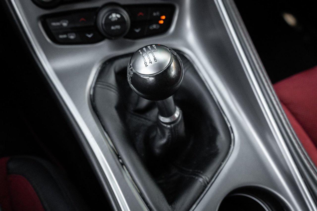 2022 Dodge Challenger R/T SHAKER Photo