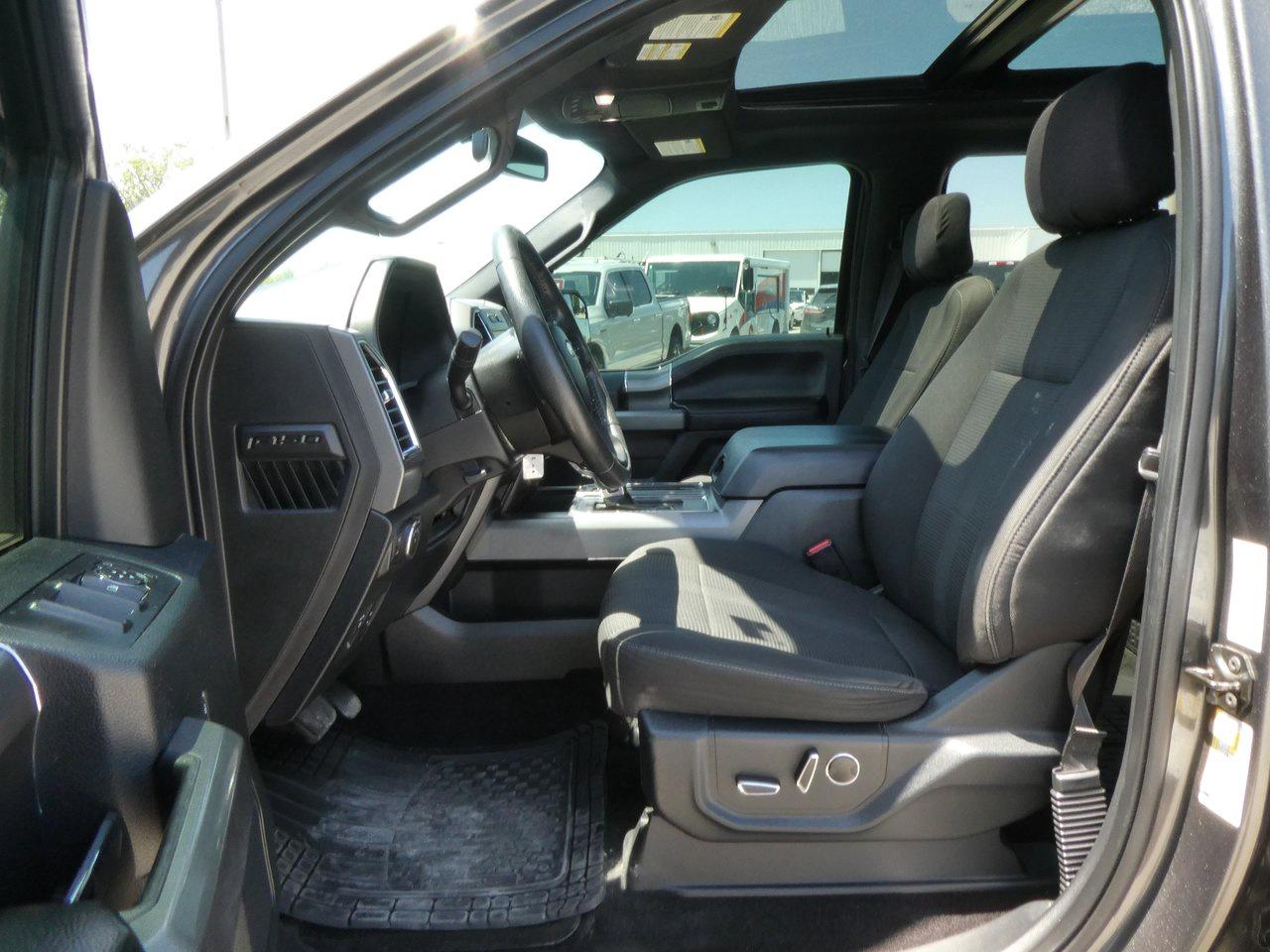 2015 Ford F-150 XLT | Heated Seats | Backup Cam | Nav | Photo