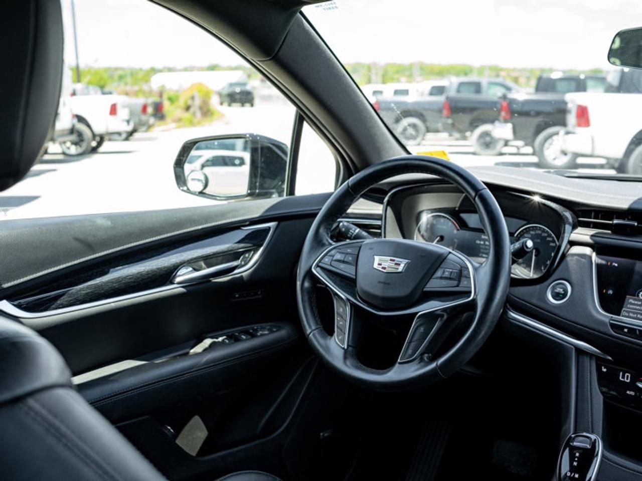 2020 Cadillac XT5 Premium Luxury AWD Photo