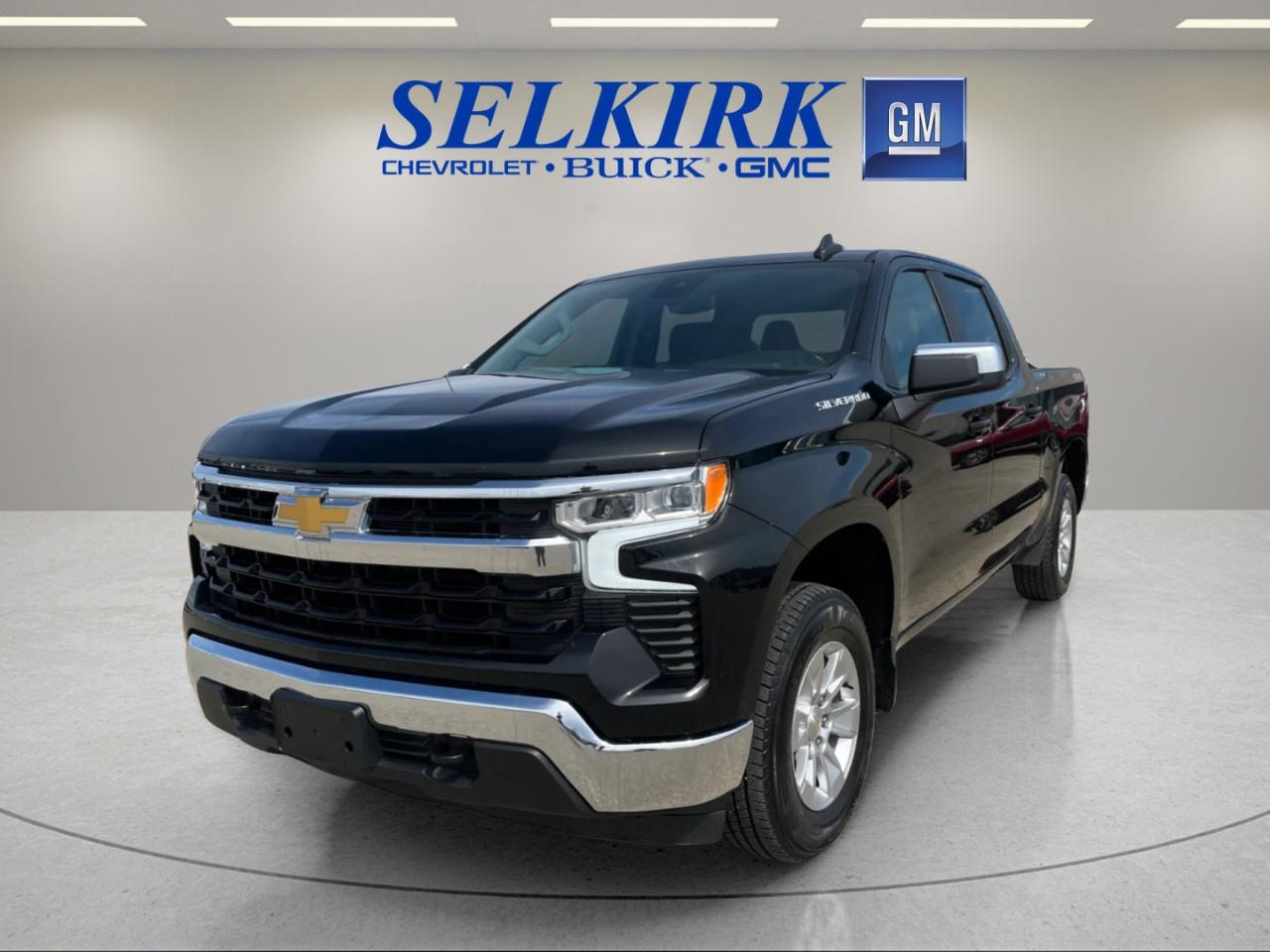 Used 2025 Chevrolet Silverado 1500 Crew Cab Short Box 4-Wheel Drive LT for sale in Selkirk, MB