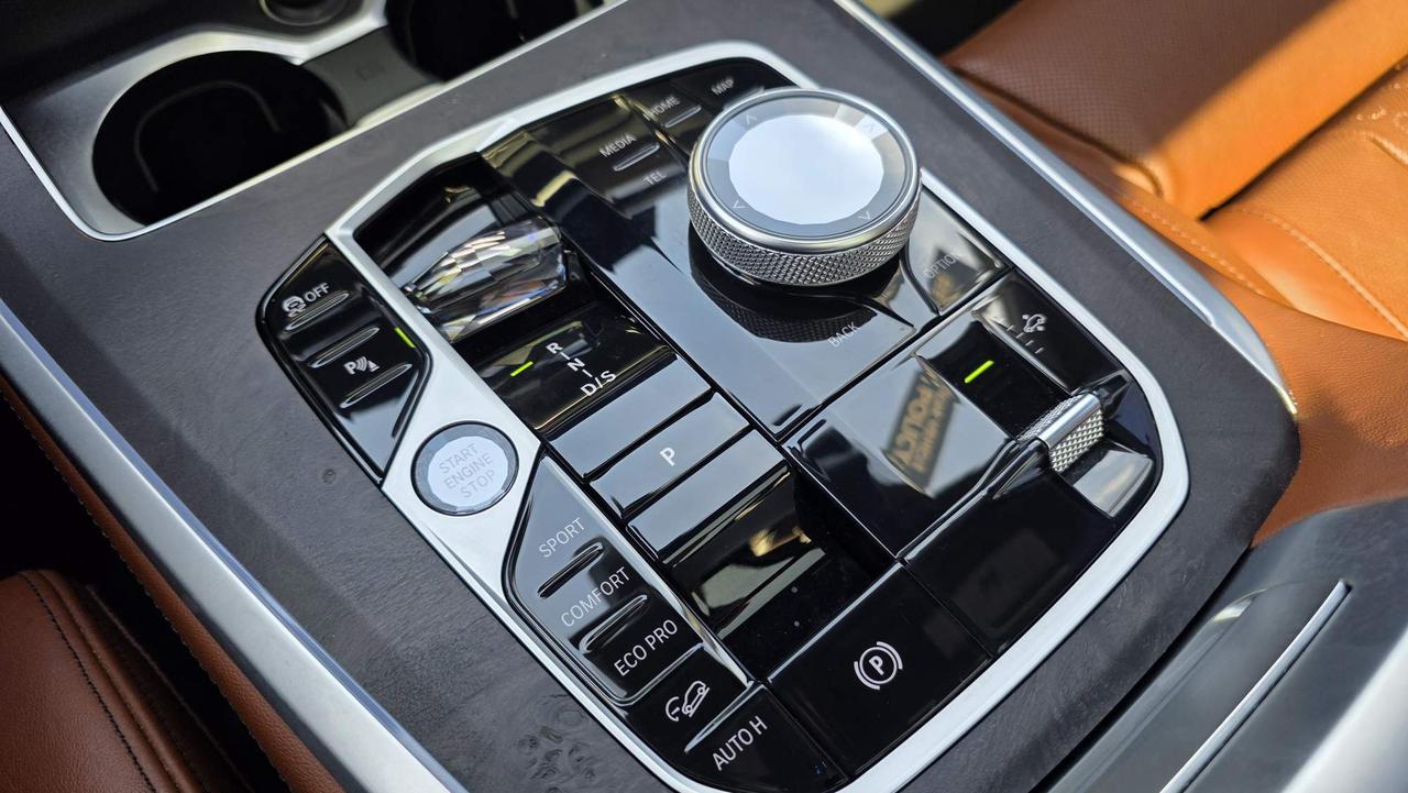 2024 BMW X5 M60i xDrive NO ACCIDENTS! Photo