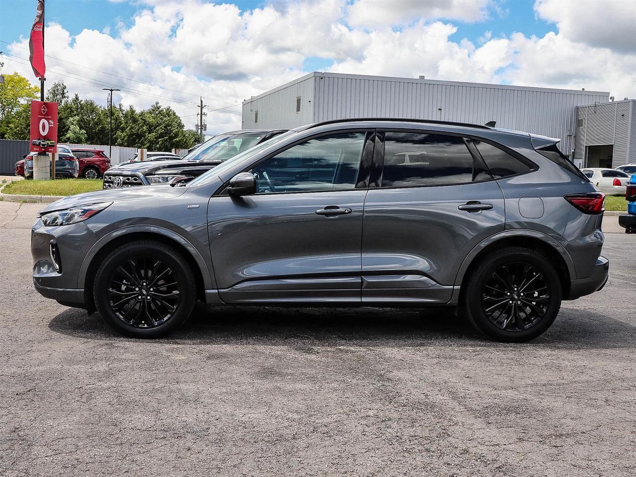 2023 Ford Escape ST-Line Elite Photo