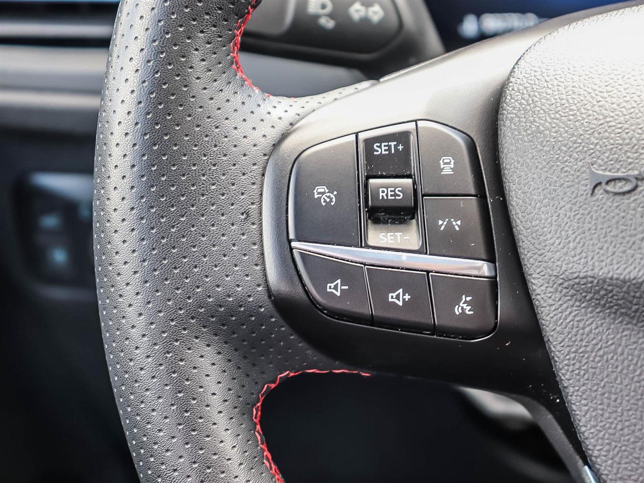 2023 Ford Escape ST-Line Elite Photo
