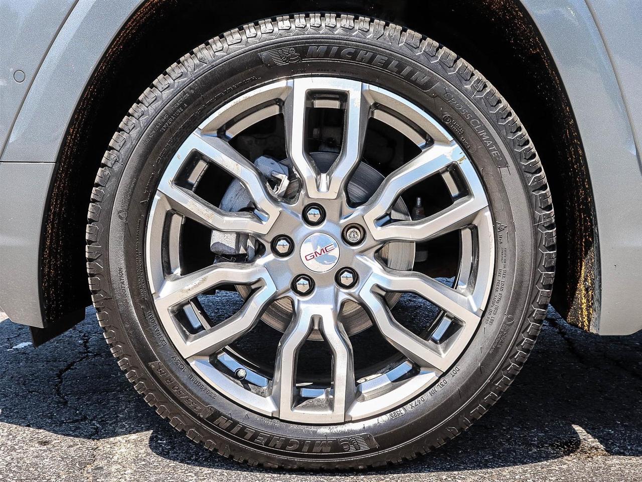 2023 GMC Terrain Denali Photo