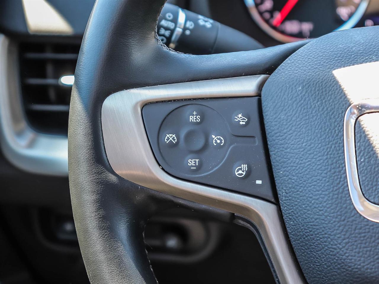 2023 GMC Terrain Denali Photo