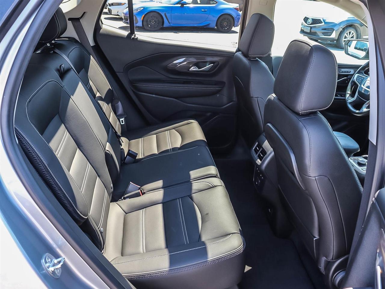 2023 GMC Terrain Denali Photo
